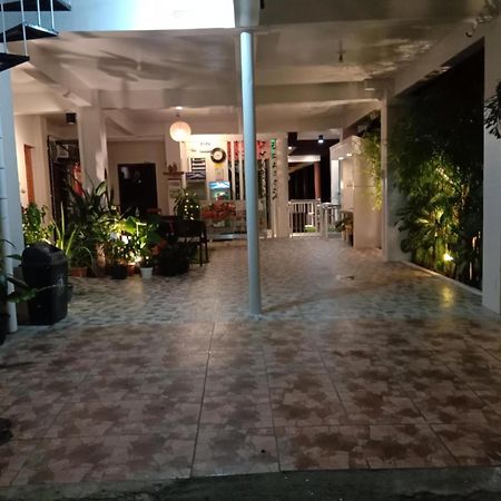 Jcv Rooms Surigao Eksteriør billede