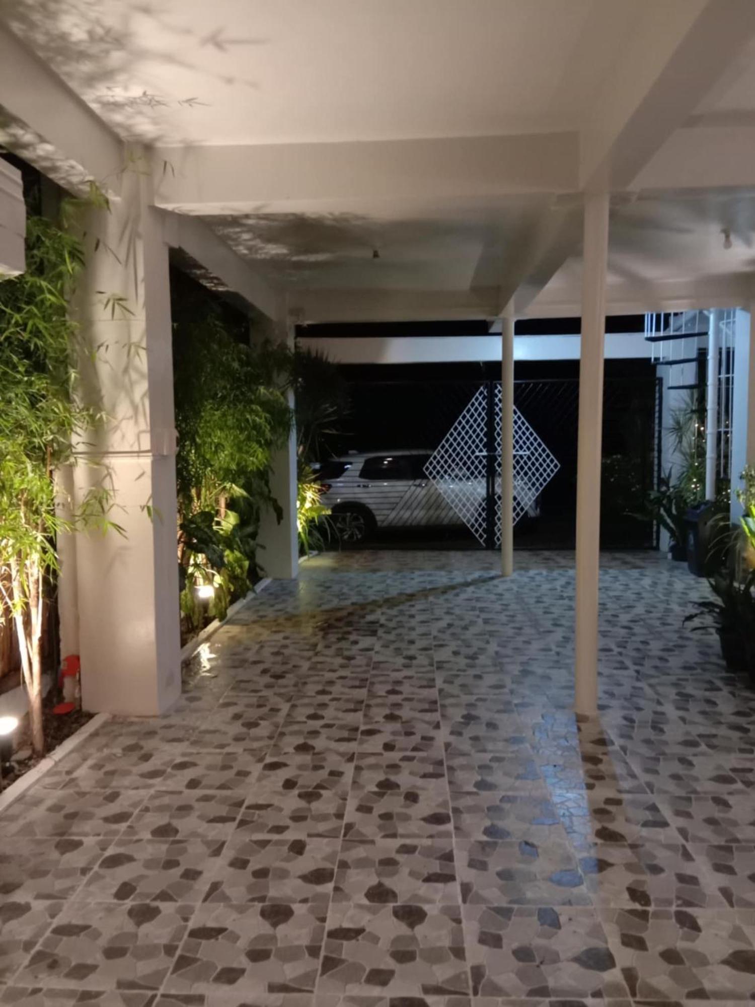 Jcv Rooms Surigao Eksteriør billede
